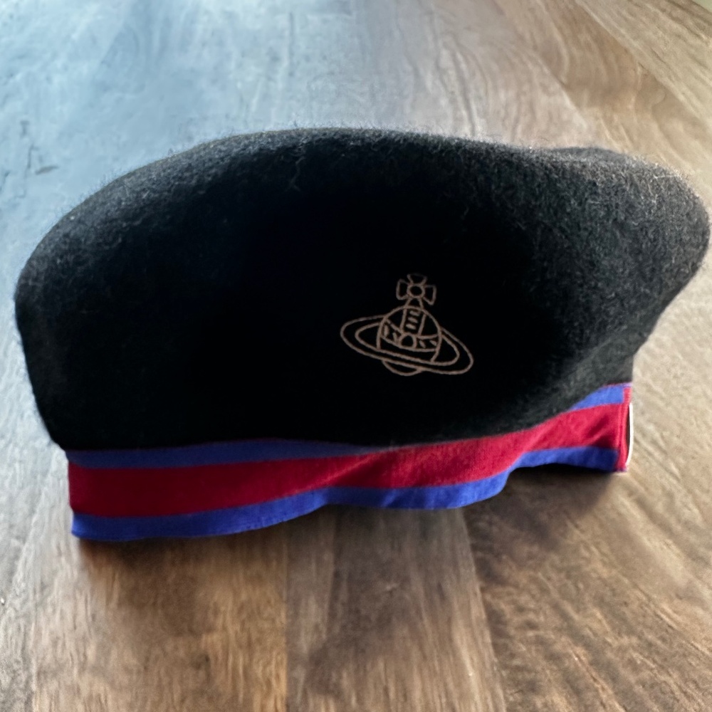 Vivienne Westwood Beret